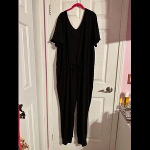 LuLaRoe Black Jumpsuit Romper sz 3X 22-24 short sleeve